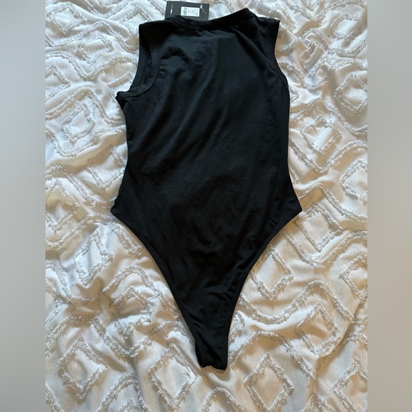 Fashion Nova Bodysuit - Picture 6 of 8